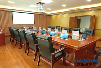 某人民法院审委会